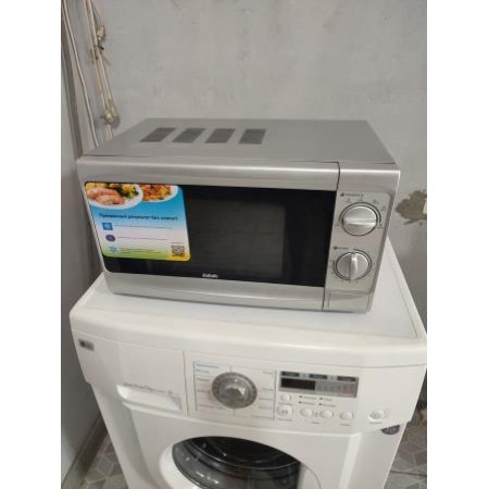 Микроволновая печь BBK 20MWS-707M/S, б/у