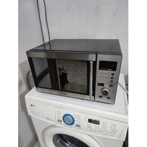 Микроволновая печь DAEWOO KOG-373RA. Photo 2