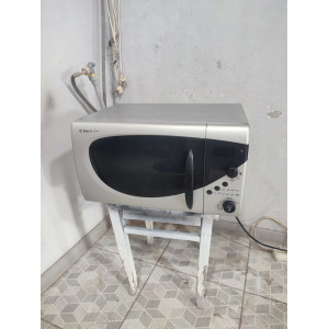 Микроволновая печь Electrolux EMS2140S. Photo 2