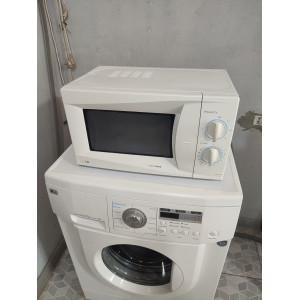 Микроволновая печь LG MB-3724W. Photo 2