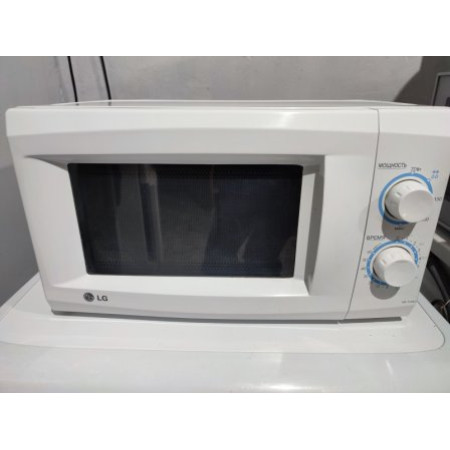 Микроволновая печь LG MS-1724U, б/у
