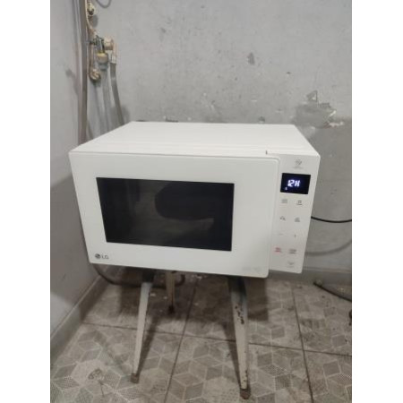 Микроволновая печь LG MS23M38GIH, б/у