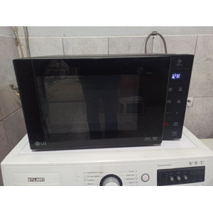 Микроволновая печь LG MW23R35GIB. Photo 3