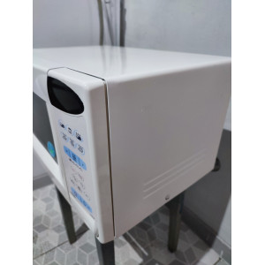 Микроволновая печь Samsung CE2833NR. Photo 3