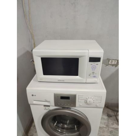 Микроволновая печь Samsung M1736NR, б/у