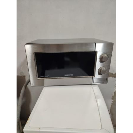 Микроволновая печь Samsung ME81MRTS, б/у