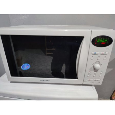 Микроволновая печь Sumsung C100R, б/у